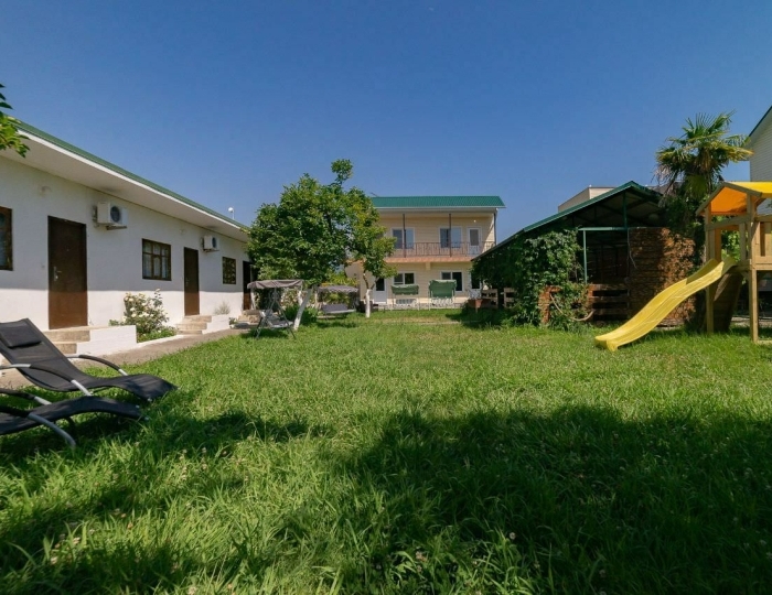 Отель Family Holiday / Фэмили Холидей Цандрипш